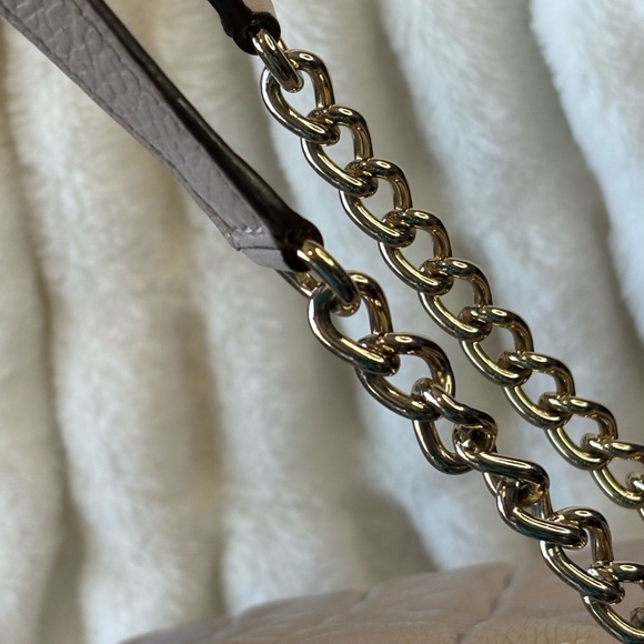 Kate Spade Quilted Beige Leather Shoulder Bag - Picture 2 of 11